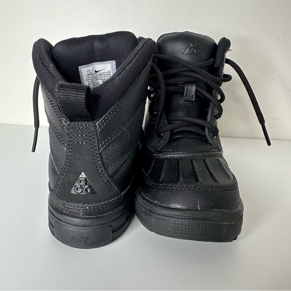 Nike kids Woodside black boots - Picture 10 of 11